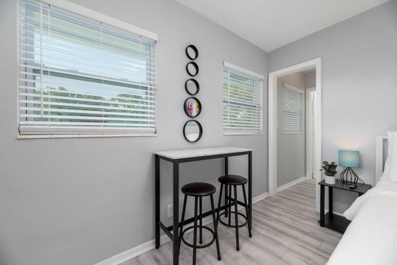Short Walk To Wilton Drive Apt5 Fort Lauderdale Bagian luar foto